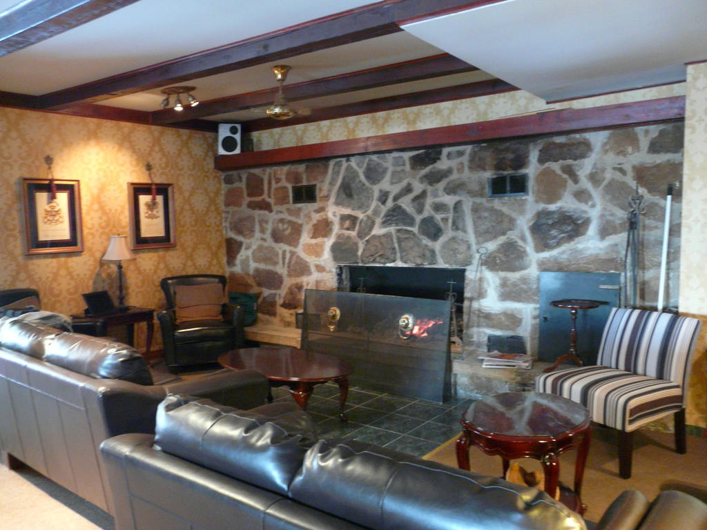 Auberge Des Gallant Rigaud Bagian luar foto